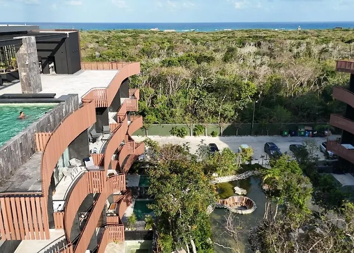 Apartment Luxury Apartment - Ocean View Pool - Steps From Exclusive Habitats Beach Club