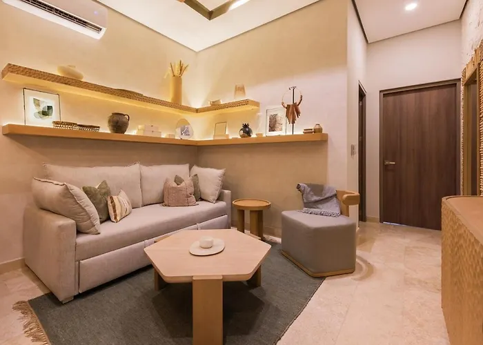 Apartment Luxury Apartment - Ocean View Pool - Steps From Exclusive Habitats Beach Club *