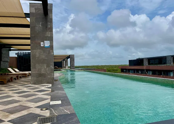 Luxury - Ocean View Pool - Steps From Exclusive Habitats Club *
