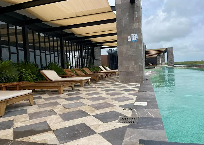 Luxury - Ocean View Pool - Steps From Exclusive Habitats Club
