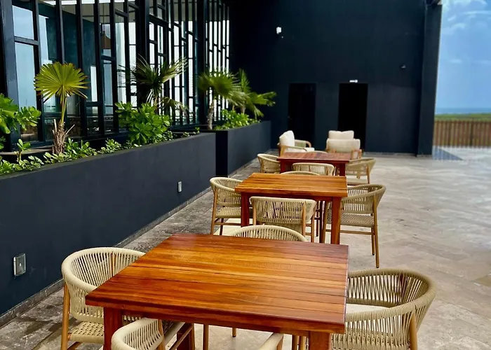 Apartamento Luxury - Ocean View Pool - Steps From Exclusive Habitats Club *